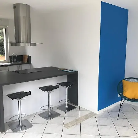 Maison A 10mn A Pieds De La Holiday home *