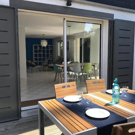 Holiday home Maison A 10mn A Pieds De La *